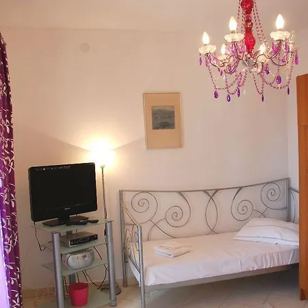 Vera Apartman